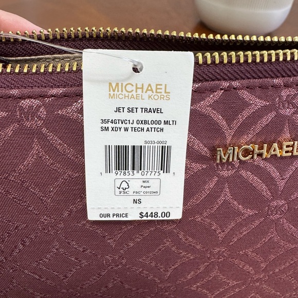 - Michael Kors crossbody - Picture 7 of 10